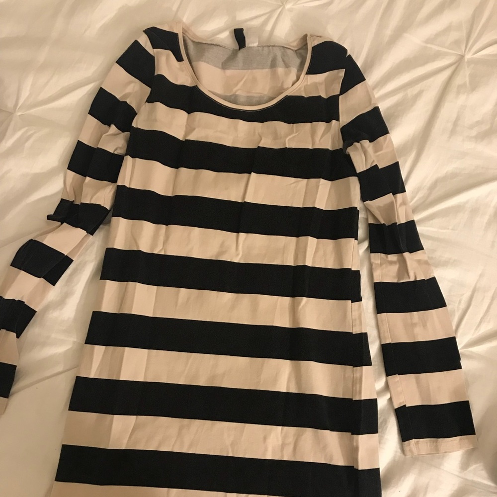 Black and white stripped dress